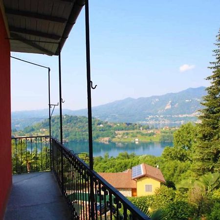 Domus Cusiana Complesso Vista Lago E Piscina Miasino Eksteriør bilde