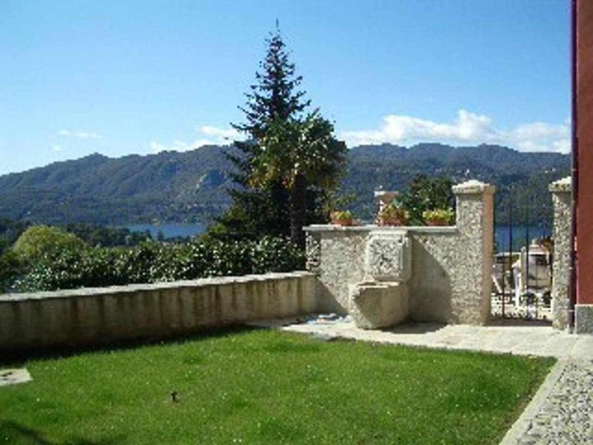 Domus Cusiana Complesso Vista Lago E Piscina Miasino Eksteriør bilde